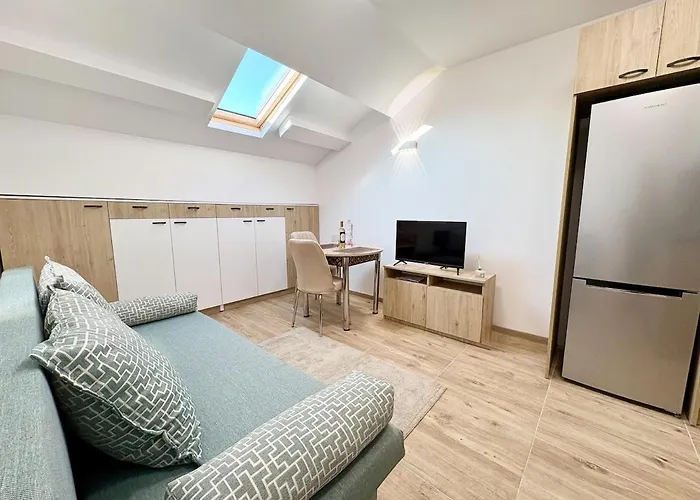 Skyline Loft Apartman Várna